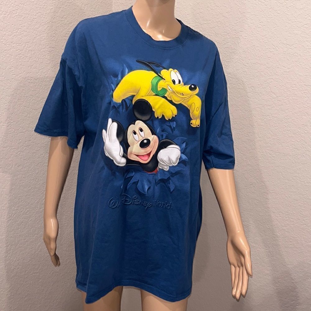 Vintage Disney Mickey& Pluto T-shirt